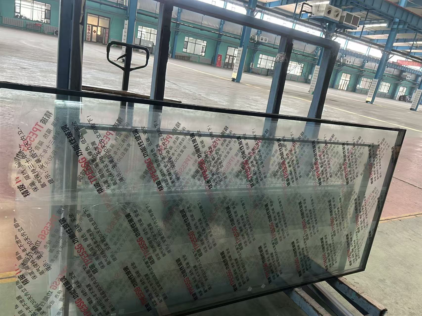 赤峰市玻璃源头工厂幕墙节能玻璃 - 一站式服务